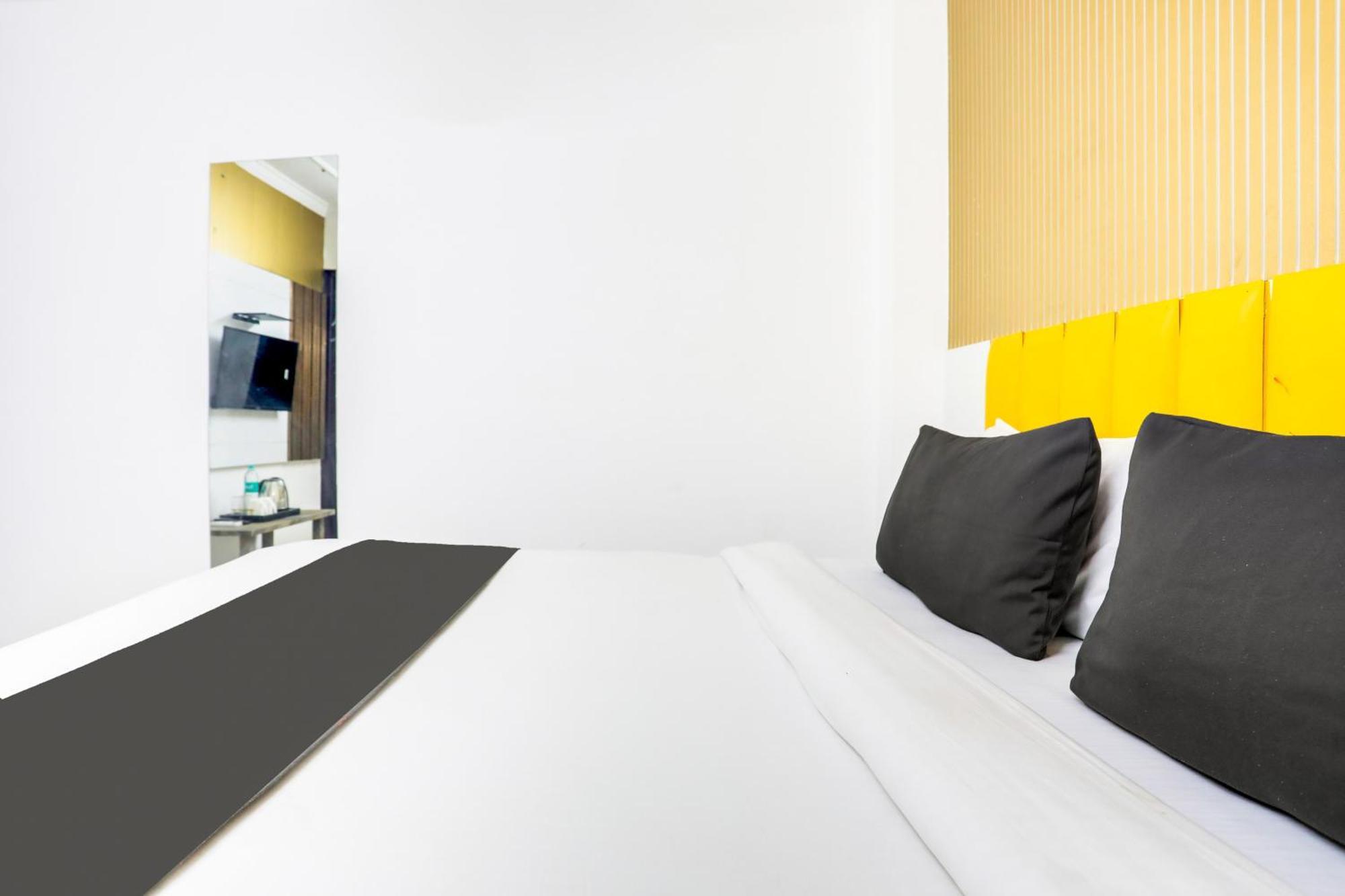 Hotel O Anchal Dx New Delhi Eksteriør bilde
